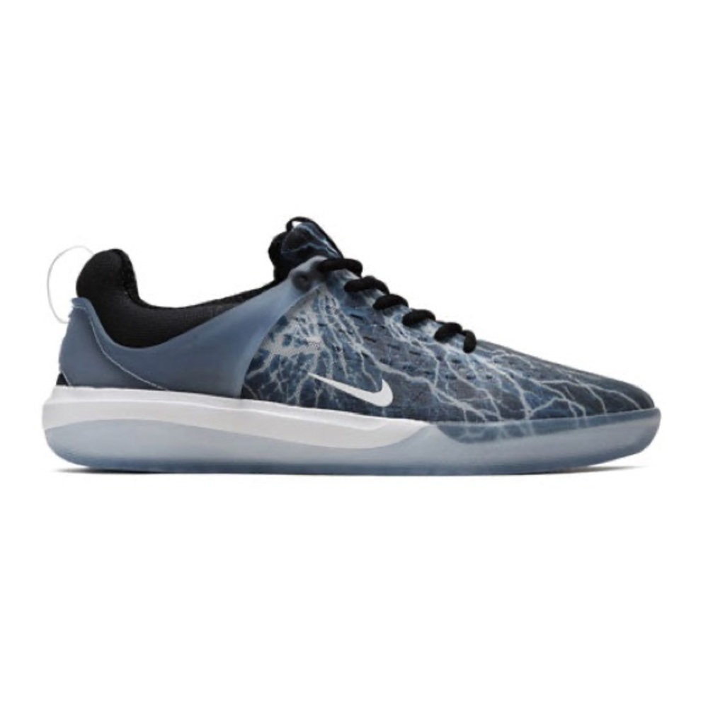 Nike Men’s Shoe
